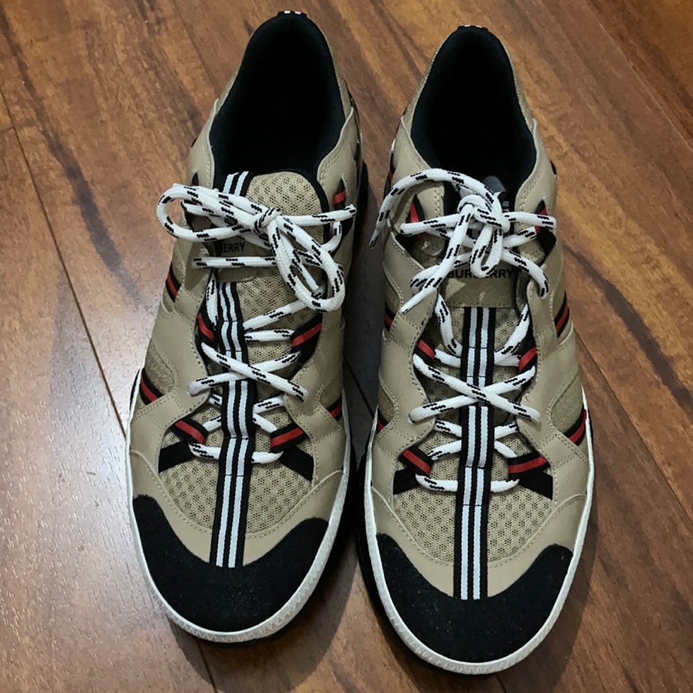 Burberry nylon and nubuck union
